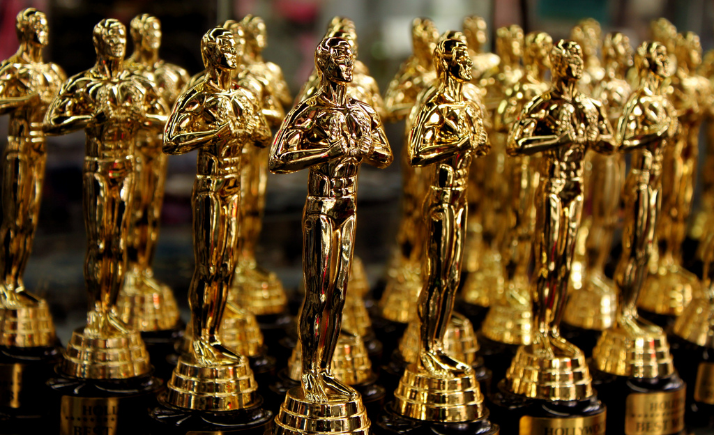 Oscars Rules Tweaked to Allow Films Without Theater Runs