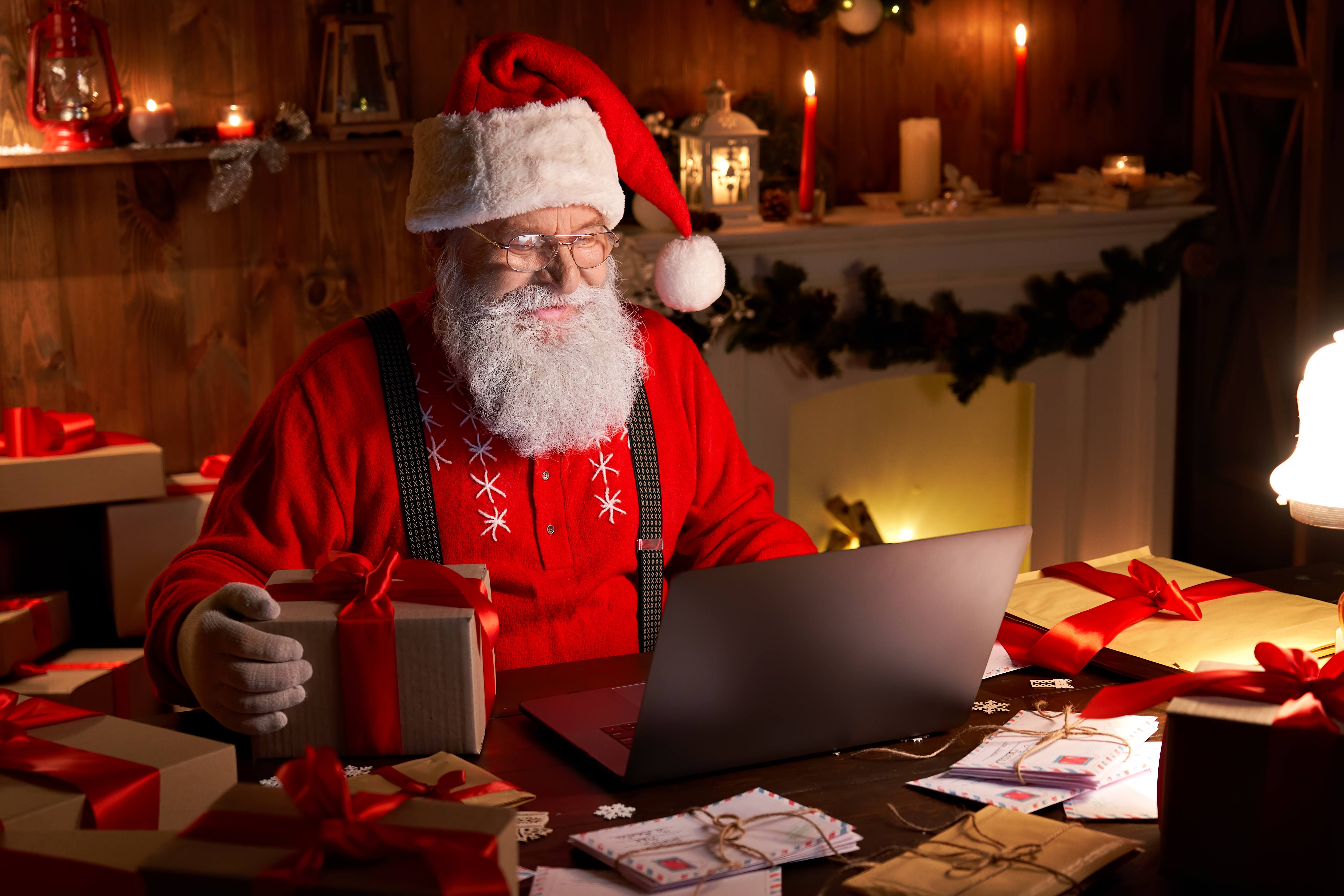 How to Track Santa’s Christmas Eve Adventure on Your Phone or Tablet