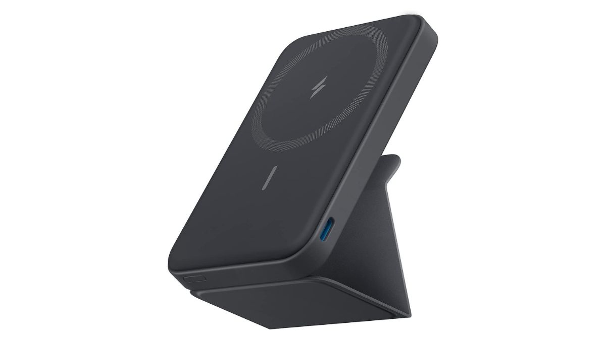 Deal Alert! Anker’s Magsafe Battery Pack & Stand For iPhones is On Sale For $20 Off