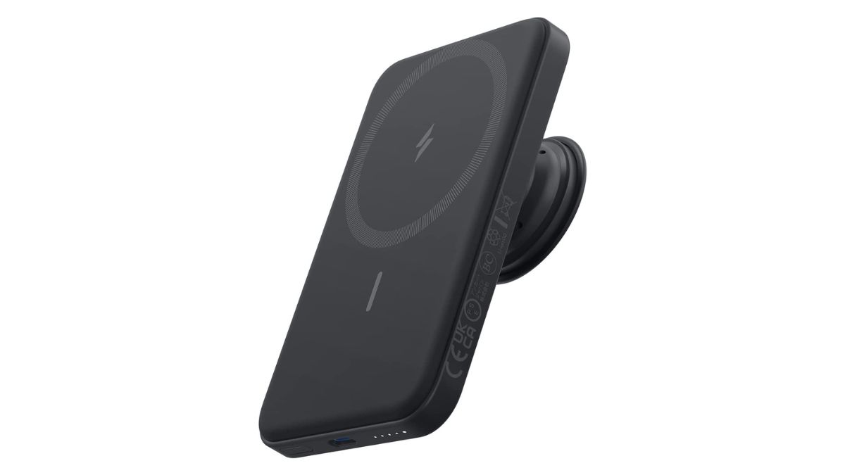 Deal Alert! Anker’s Magsafe Battery Pack & PopSocket For iPhones is At Its Lowest Price