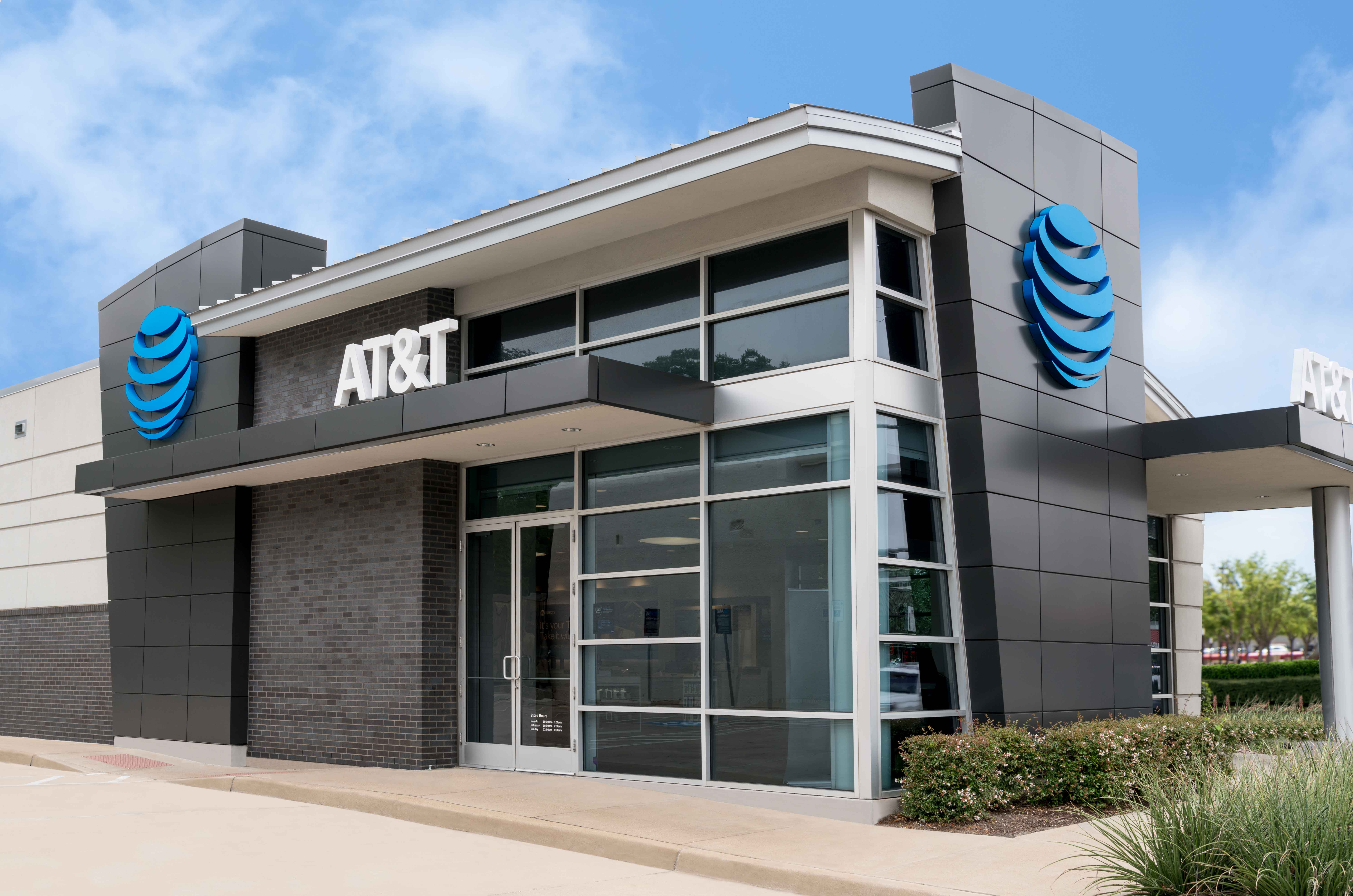 AT&T Says It Isn’t Interested in Buying USCellular