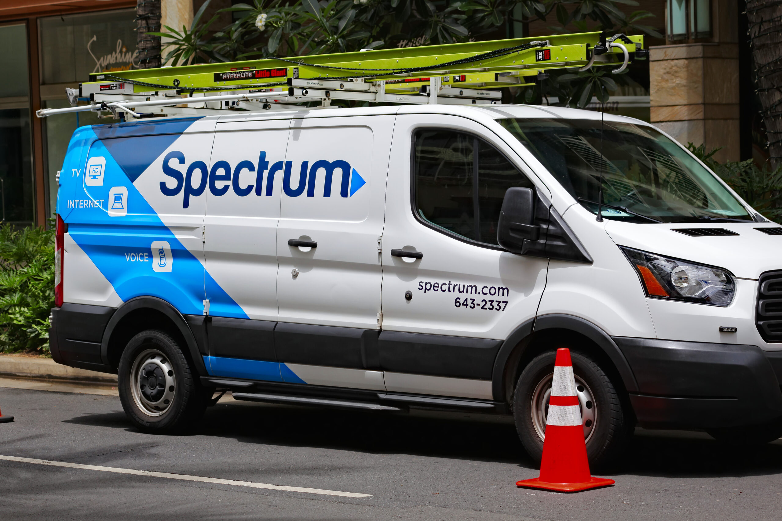 Constitution Spectrum has been requested to discontinue T-Cell’s 5G house web service