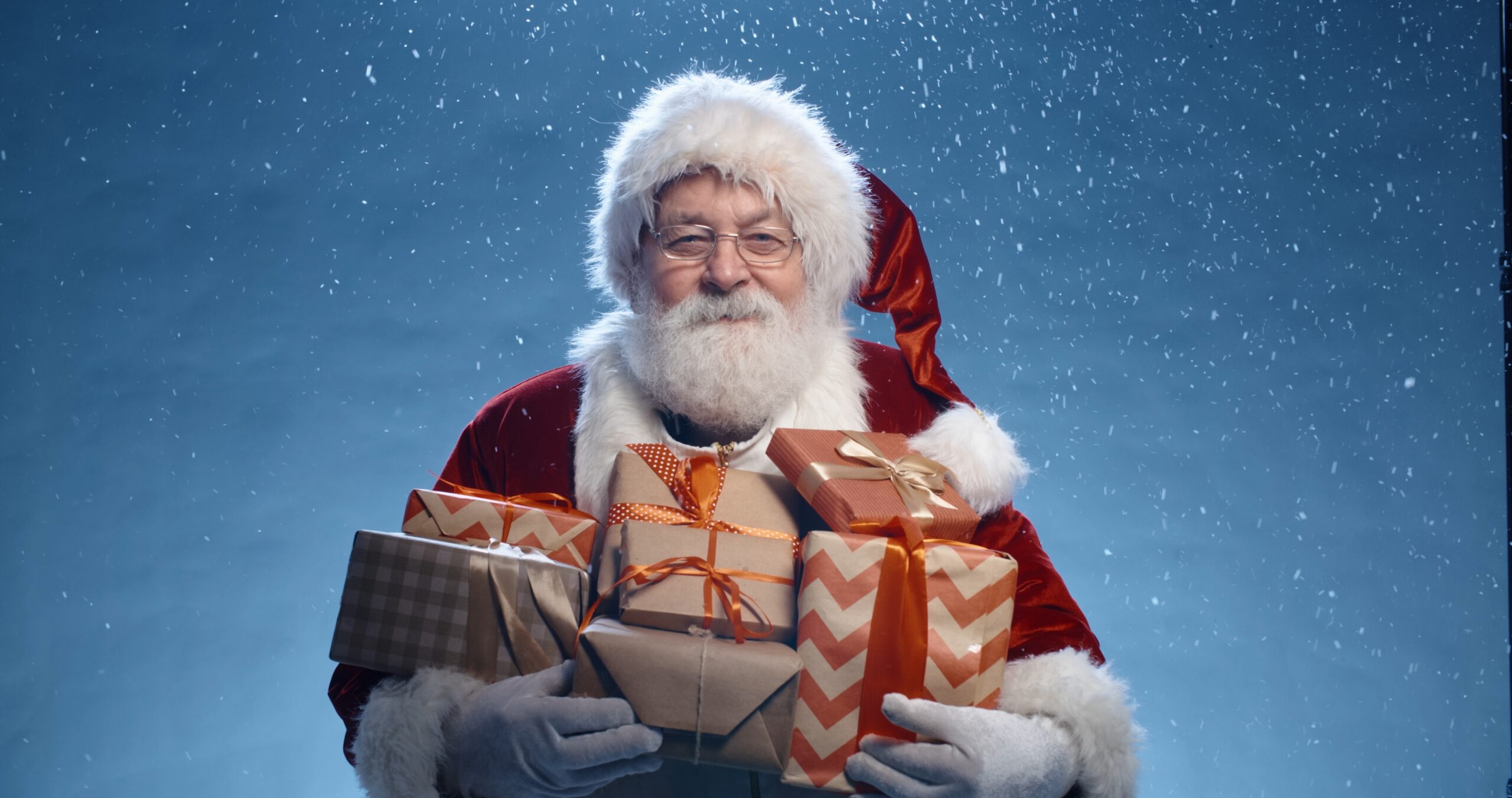 How to Track Santa This Christmas Eve on Roku, Fire TV, Google TV, & Apple TV
