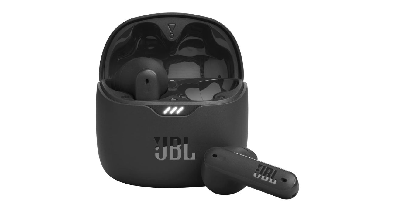 JBL Wireless Noise Cancelling Earbuds Just $59.95!